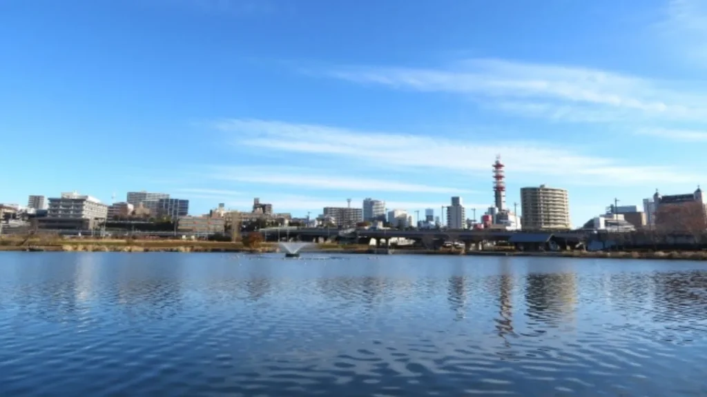 仙波湖と水戸市